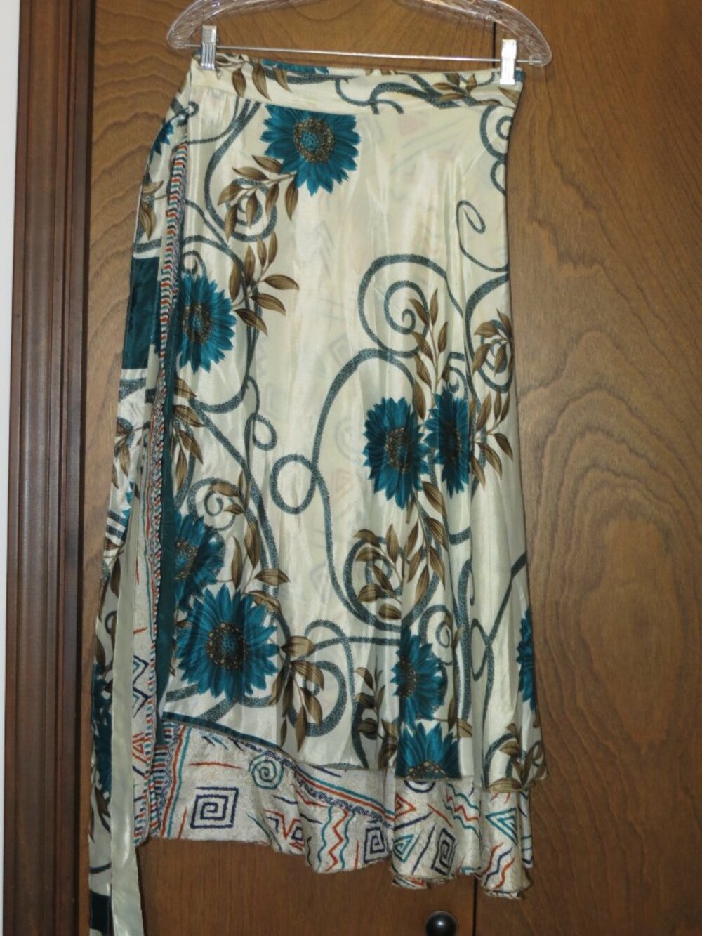 Sari Silk Wrap Skirt XL Calf 60x33 Boho Gypsy Reversible